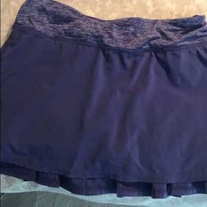 Lululemon skort size 6